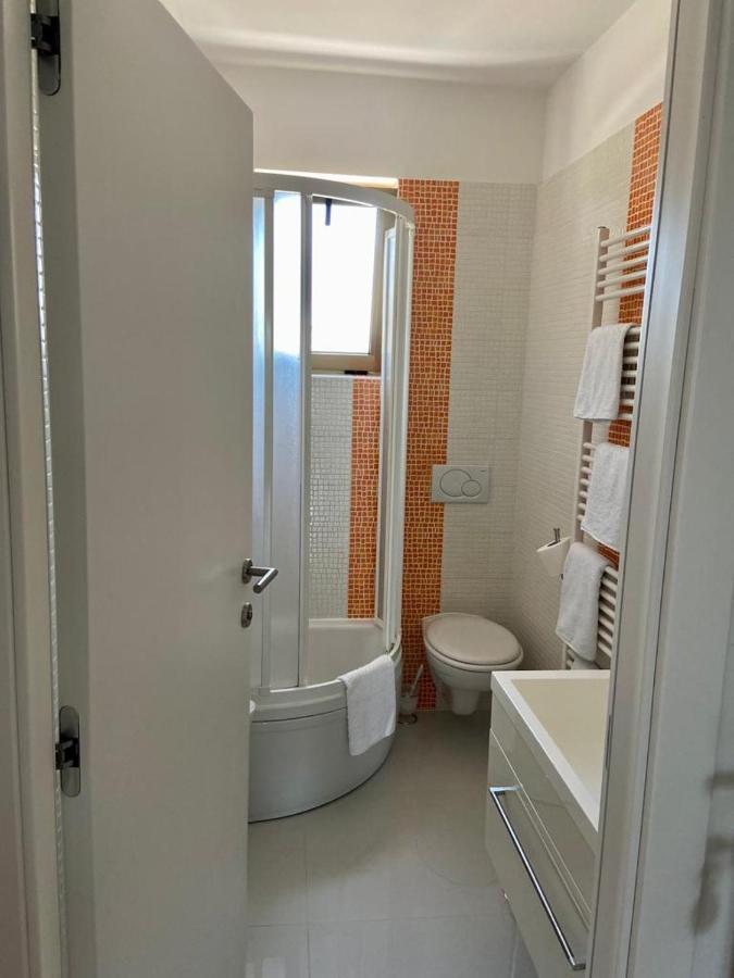 Portum Guest house *