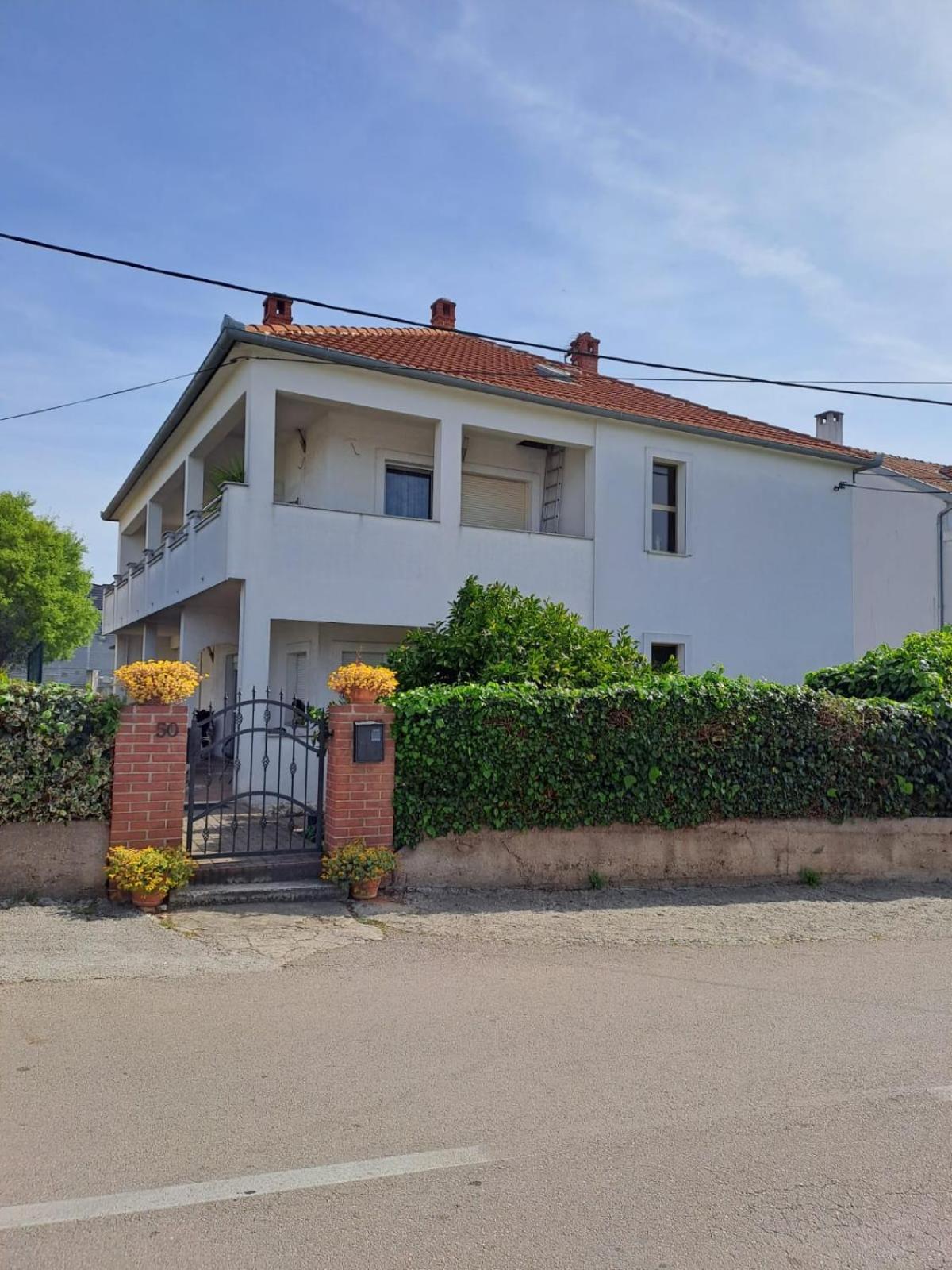 Guest house Portum *